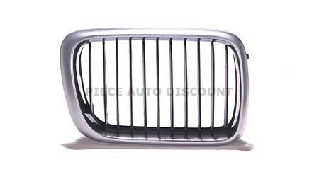 Accéder à la pièce Grille latérale droite (depuis 10/96)