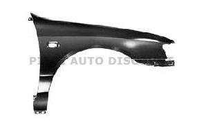 Accéder à la pièce Aile avant droite + trou