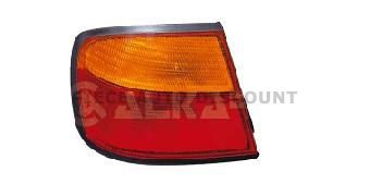 Accéder à la pièce Feu arrière gauche extérieur 4 portes