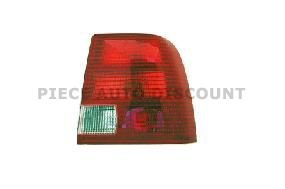 Accéder à la pièce Feu arrière droit berline