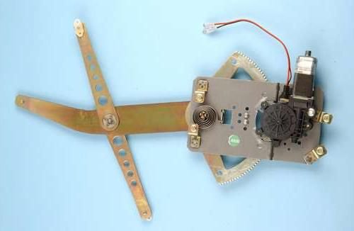 Accéder à la pièce Léve-vitre électrique porte gauche 3ptes