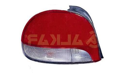 Accéder à la pièce Feu arrière gauche 3/5 Ptes