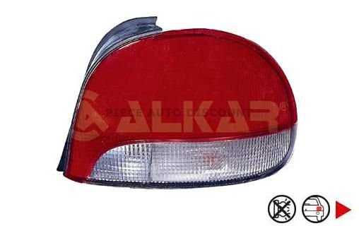 Accéder à la pièce Feu arrière droit 3/5 Ptes