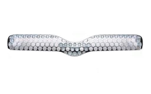 Accéder à la pièce Grille de calandre chromée