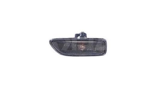 Accéder à la pièce Feu répétiteur aile avant droite fumé