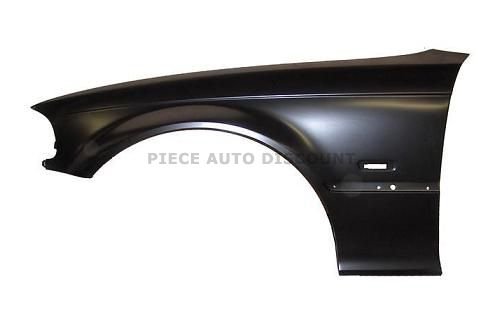 Accéder à la pièce Aile avant gauche