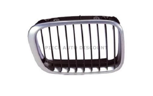 Accéder à la pièce Grille de calandre droite Noire - Chrome Accéder à la pièce Grille de calandre droite Noire - Chrome
