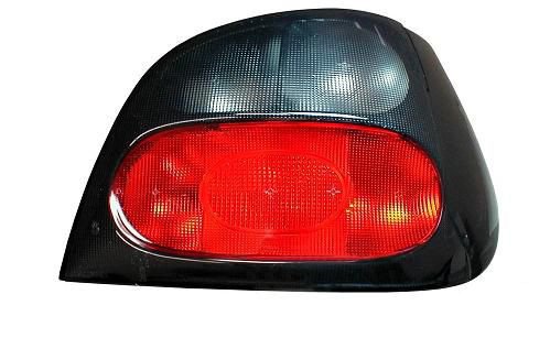 Accéder à la pièce Feu arrière droit 3/5ptes