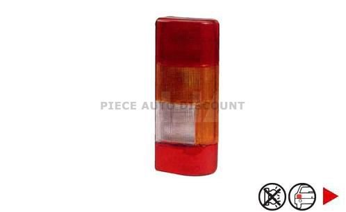 Accéder à la pièce Feu arrière droit->94 Accéder à la pièce Feu arrière droit->94