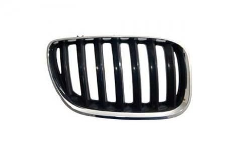 Accéder à la pièce Grille de calandre droite Noire - Chrome
