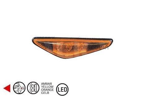 Accéder à la pièce Feu répétiteur LED aile avant gauche Orange 03->