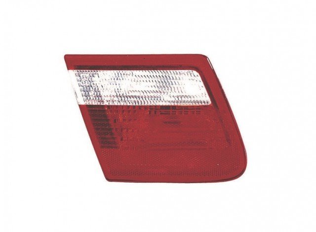 Accéder à la pièce Feu arrière intérieur gauche TOURING