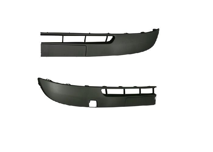 Accéder à la pièce Jeu de moulures pare-chocs avant