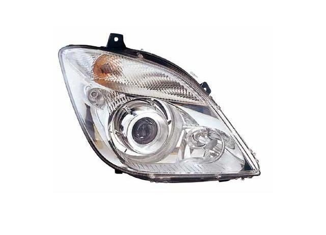 Accéder à la pièce Phare droit H7+Xénon