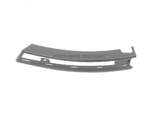 Accéder à la pièce Moulure feu gauche pare-chocs avant à peindre