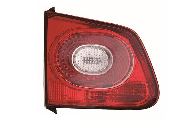 Accéder à la pièce Feu arrière gauche intérieur