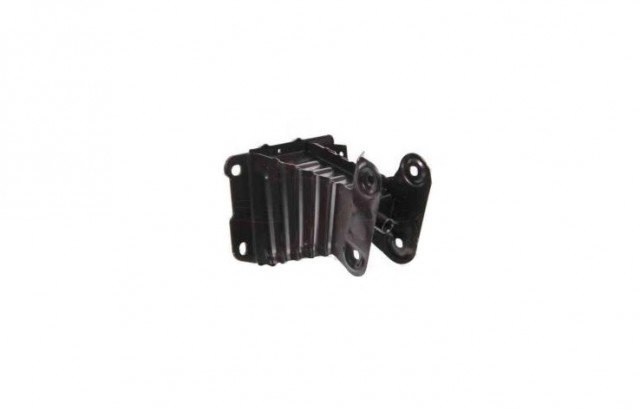 Accéder à la pièce Support pare-chocs avant gauche