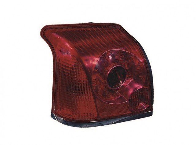 Accéder à la pièce Feu arrière gauche Berline