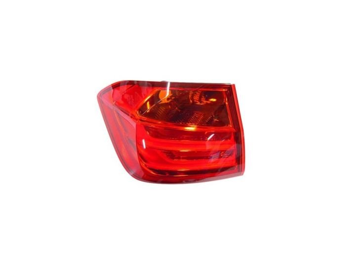 Accéder à la pièce Feu arrière gauche extérieur LED