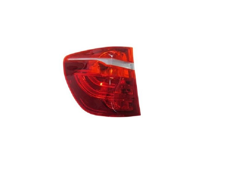 Accéder à la pièce Feu arrière gauche extérieur