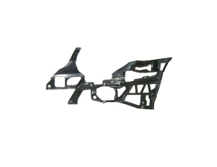 Accéder à la pièce Support gauche pare-chocs avant