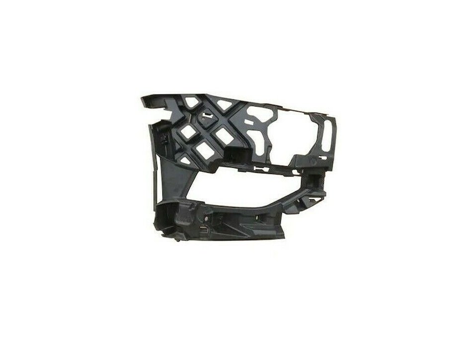 Accéder à la pièce Support de phare antibrouillard droite