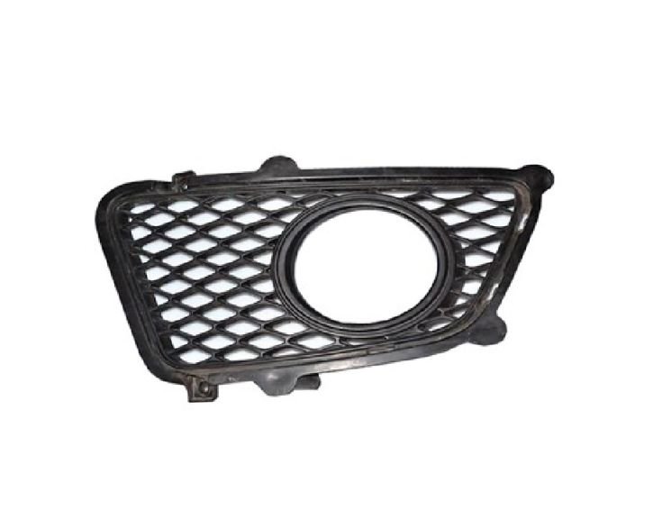 Accéder à la pièce Grille gauche pare-chocs avant + AB Accéder à la pièce Grille gauche pare-chocs avant + AB