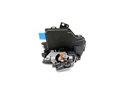 Accéder à la pièce Serrure de porte arrière gauche (7 fiches)