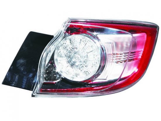 Accéder à la pièce Feu arrière extérieur droit LED blanc [5 portes]