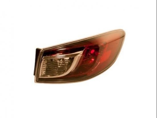 Accéder à la pièce Feu arrière droit extérieur (4 portes)