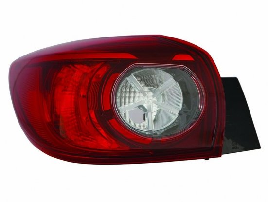 Accéder à la pièce Feu arrière extérieur gauche [5 portes]