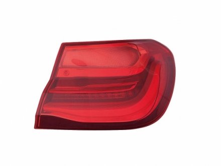 Accéder à la pièce Feu arrière extérieur droit LED