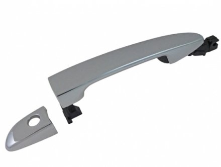 Accéder à la pièce Poignée avant gauche chromé avec trou de serrure