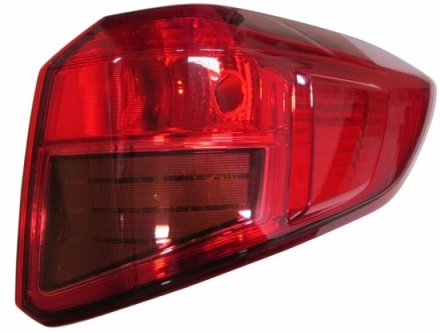 Accéder à la pièce Feu arrière droit extérieur Accéder à la pièce Feu arrière droit extérieur