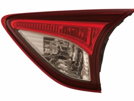 Accéder à la pièce Feu arrière intérieur droit