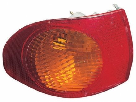 Accéder à la pièce Feu arrière gauche extérieur