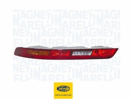 Accéder à la pièce Feu arrière gauche anti-brouillard inférieur [Magneti Marelli]