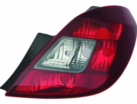 Accéder à la pièce Feu arrière droit noir (5 portes)