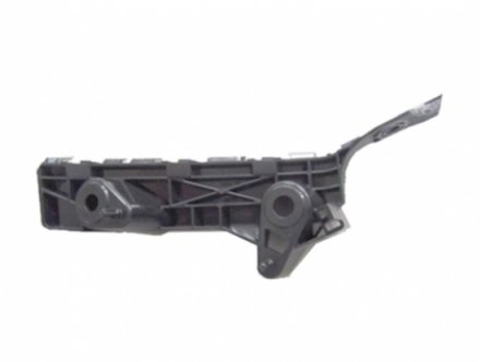 Accéder à la pièce Support droit de pare-chocs avant