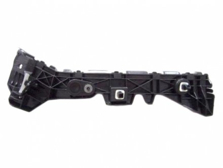 Accéder à la pièce Support intérieur droit du pare-chocs arrière (5 portes) Accéder à la pièce Support intérieur droit du pare-chocs arrière (5 portes)