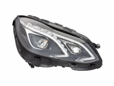 Accéder à la pièce Phare droit LED (Hella)