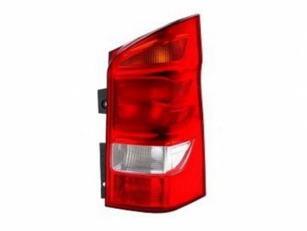 Accéder à la pièce Feu arrière droit VITO 2ptes