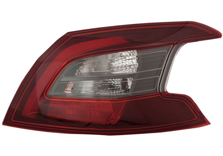 Accéder à la pièce Feu arrière extérieur droit fumé à LED