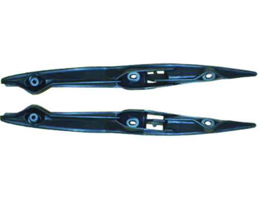 Accéder à la pièce Jeu de supports de pare-chocs avant