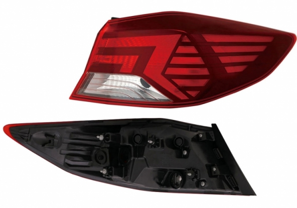 Accéder à la pièce Feu arrière droit (depuis 2019)