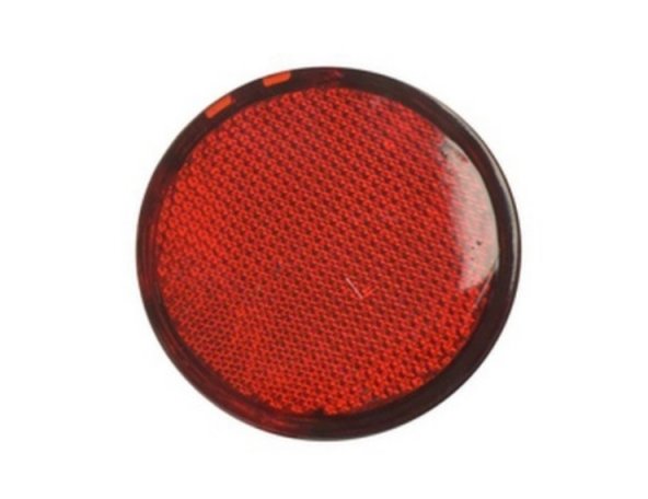 Accéder à la pièce Réflecteur droit du pare-chocs arrière