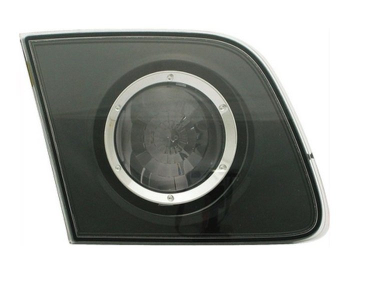 Accéder à la pièce Feu arrière intérieur droit, noir (4 portes)