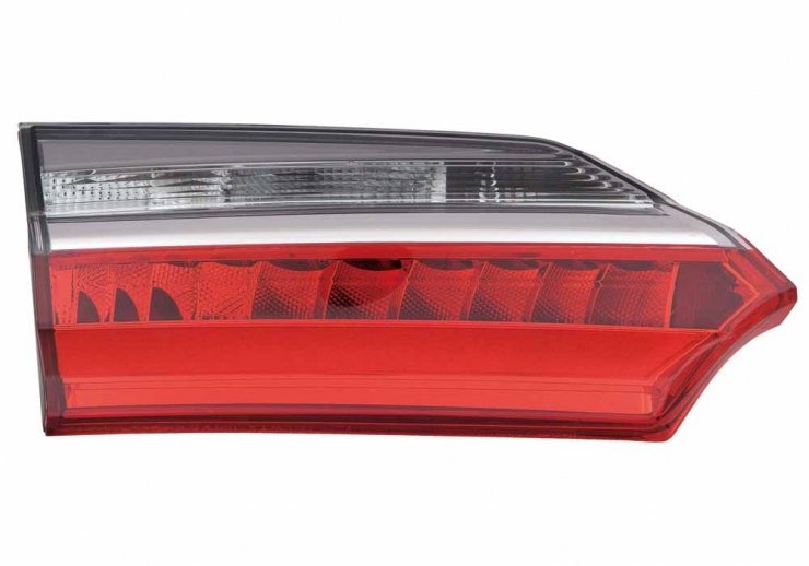 Accéder à la pièce Feu arrière gauche, intérieur, LED (4 portes)