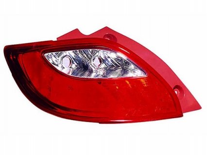 Accéder à la pièce Feu arrière droit Accéder à la pièce Feu arrière droit