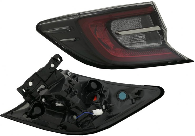 Accéder à la pièce Feu arrière droit, extérieur, LED (5 portes)